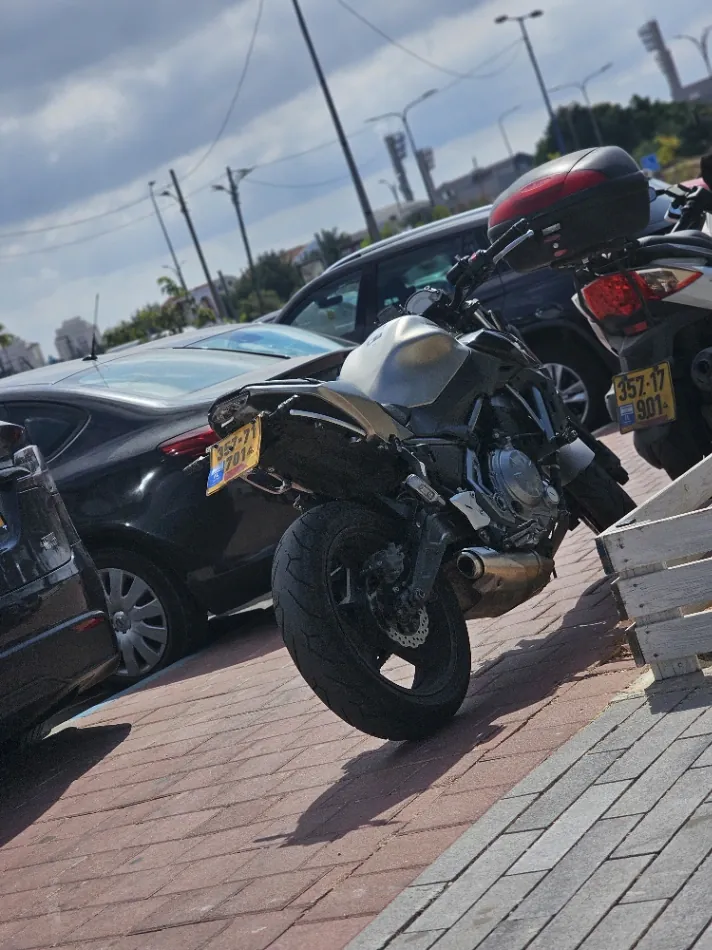 Kawasaki z650