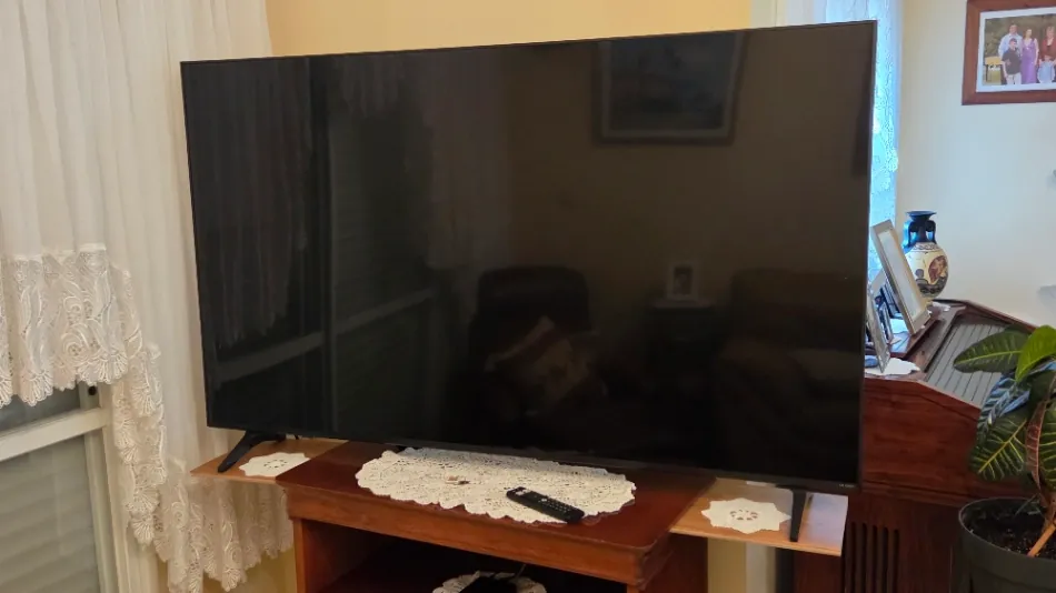 טלוויזיה LG 65" QNED 4K תקולה - מוצר למכירה במקולקלת