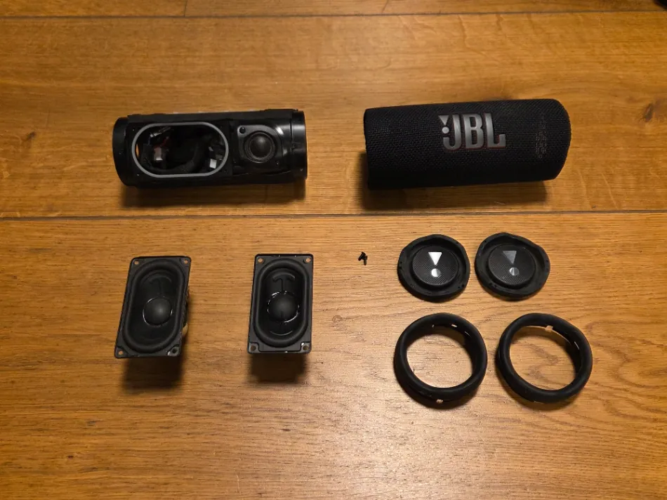 JBL Flip 6 תקול - מוצר למכירה במקולקלת